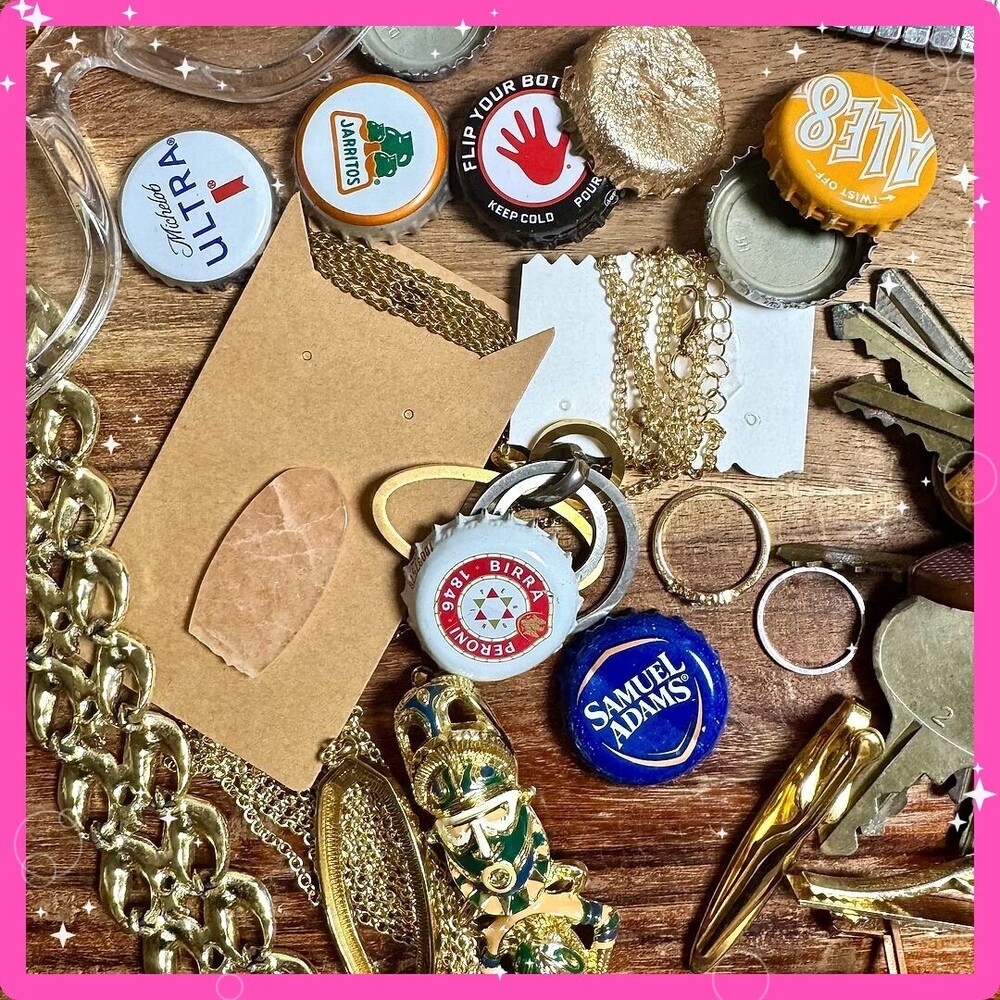 ⚜️ Junk Drawer Lot | Mixed Chains Keys Bottle Caps | Resell DIY 🩷